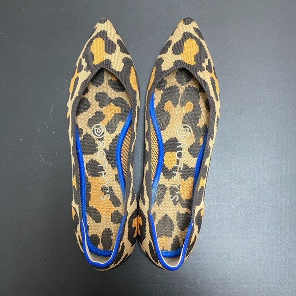 Rothy's The Point Big Cat Leopard Cheetah Print Size 9.5 - Picture 1 of 5